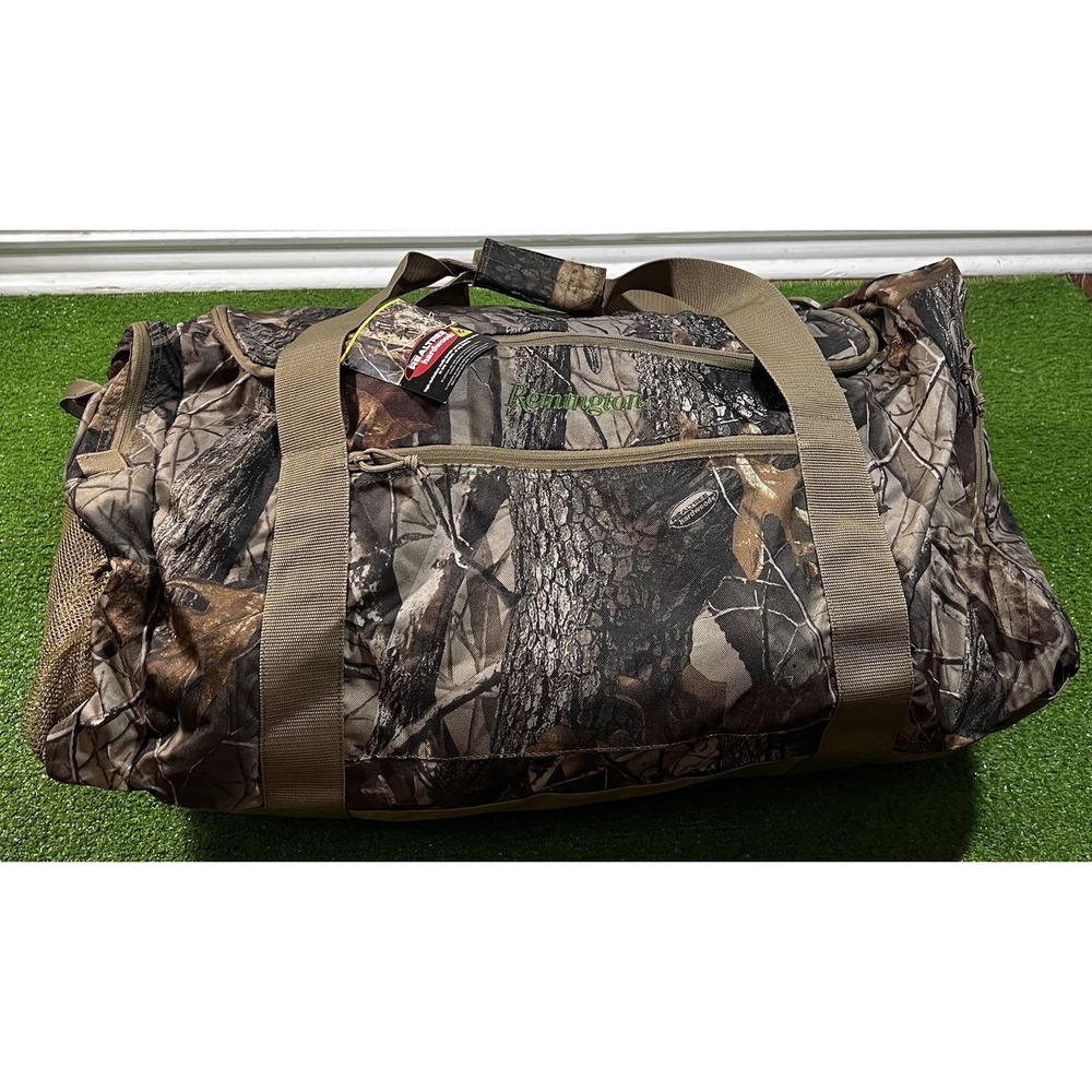 Vintage Remington Duffle Bag XL Bill Jordan Real Tree Camo Hunting Bag 27x14 NWT